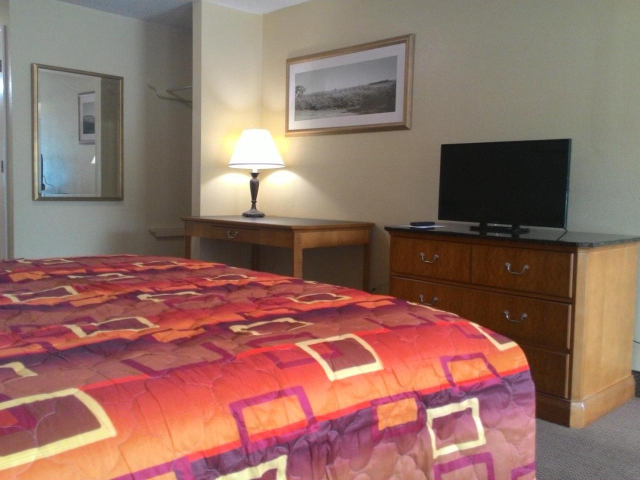 Apalachicola Bay Inn Room photo